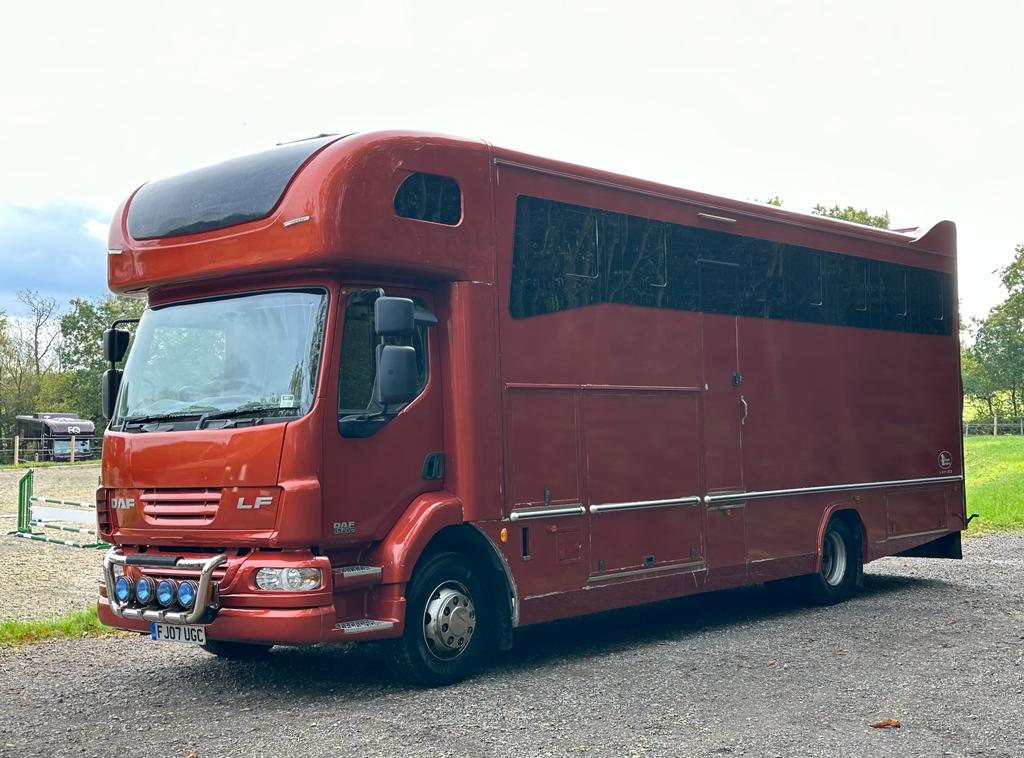 15-tonne coach-built DAF. Auto. 4 large stalls. Sleeps 4