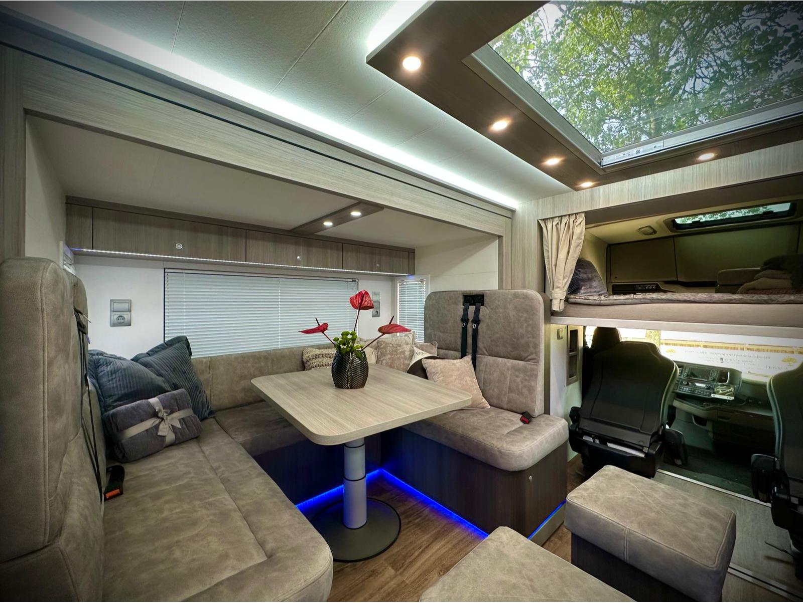 New build Scania Premium Luxury 26-tonne EQ-built horsebox. 5 stall / 6 berth