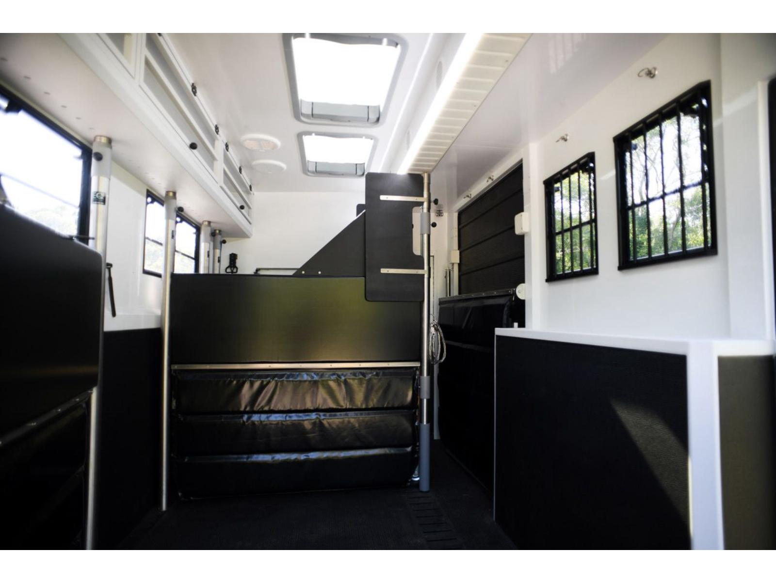 New build Scania Premium Luxury 26-tonne EQ-built horsebox. 5 stall / 6 berth