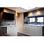 Luxury 18-tonne Scania EQ-built horsebox. 5 stall / 6 berth